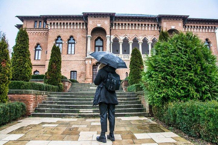 ブカレストの旧市街エッセンシャルズプライベートフォトシュート