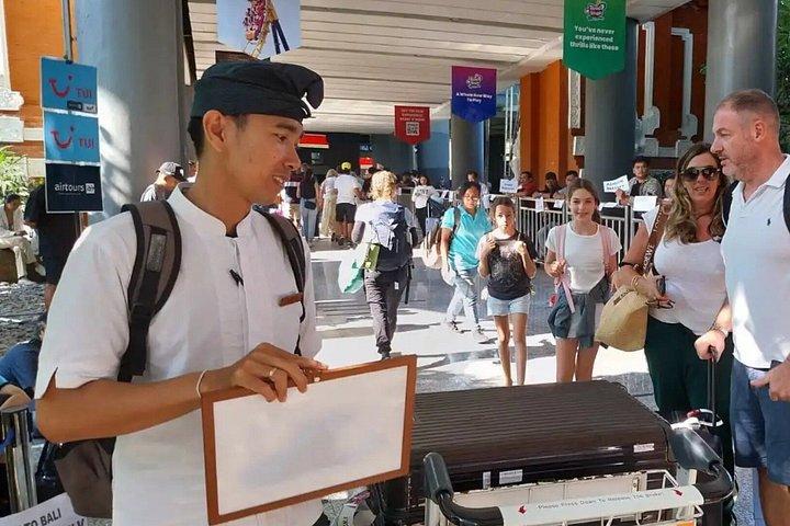 バリDPS空港送迎サービスSUV高級車付