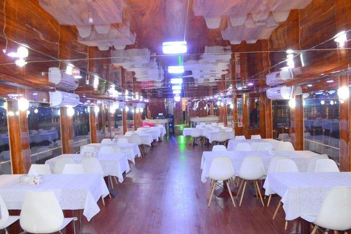 Dîner-croisière en boutre de Dubaï à Deira Creek