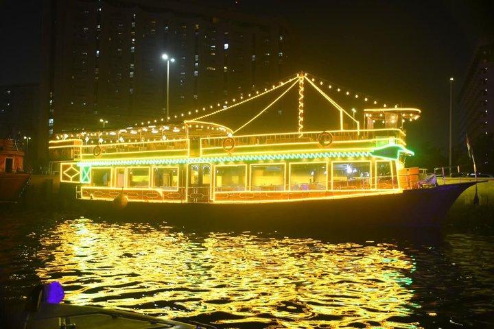 Dîner-croisière en boutre de Dubaï à Deira Creek