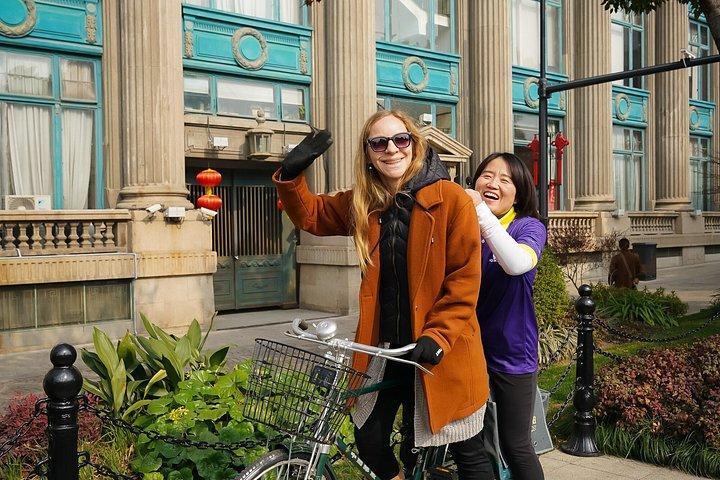 Shanghai City Walking Tour