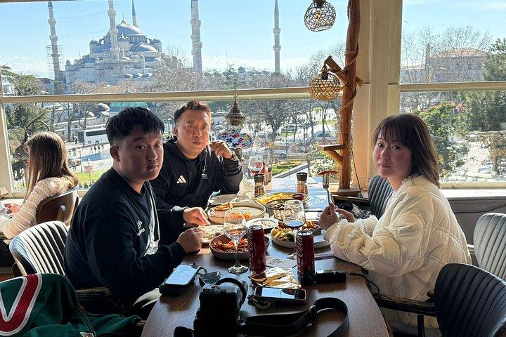 終日人気の旧市街ツアー－団体、専用ガイド、車なし