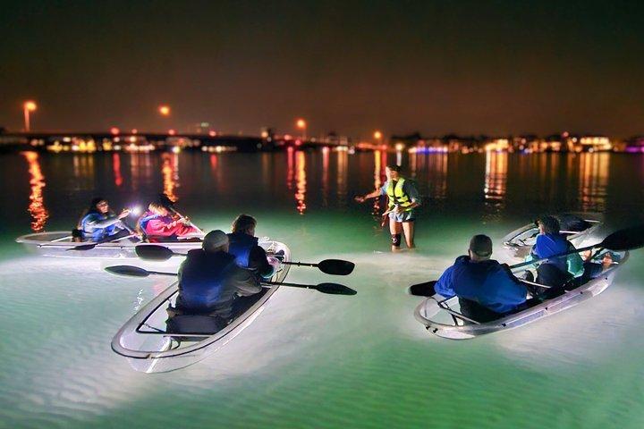 Excursion de nuit éclairée de 90 minutes en kayak à LED