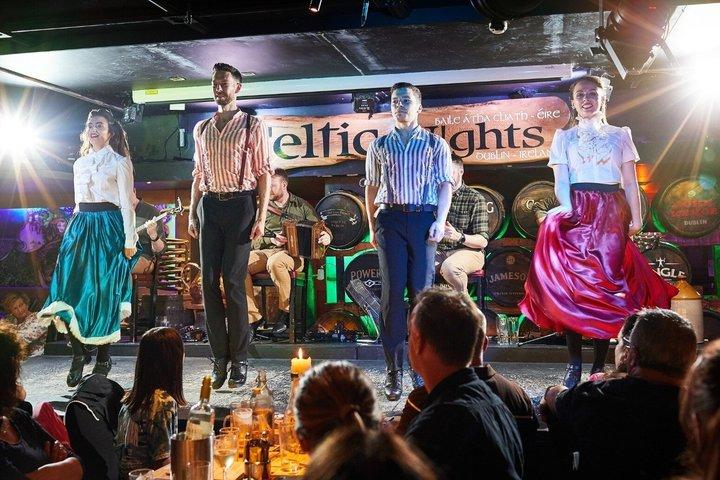 Dublín : Noches celtas con cena irlandesa, espectáculo de música y danza