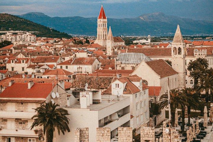 Tour di mezza giornata di Trogir da Spalato – Guidato con tempo libero