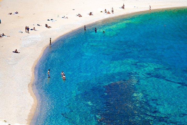 Tour in bicicletta di Mykonos alla spiaggia di Fokos con E-Bike opzionale