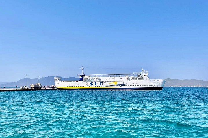 アテネとアイギナ島間のフェリーチケット
