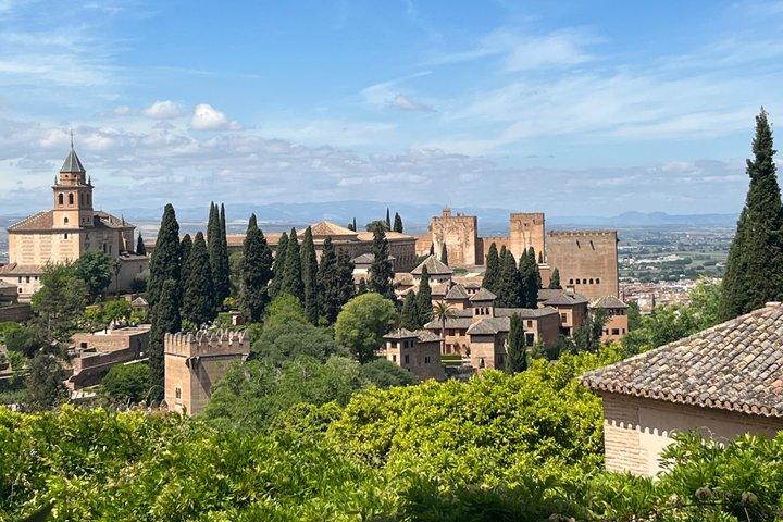 Visita Guiada Privada a La Alhambra sin Colas