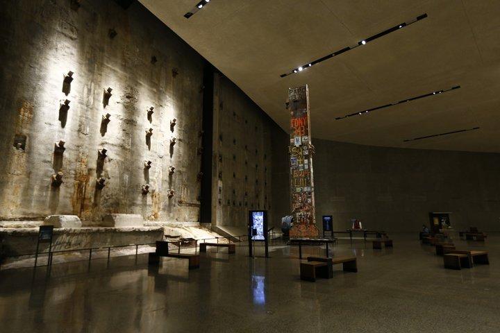 NYC 9/11博物館とワンワールドアクセス付き豪華バスツアー