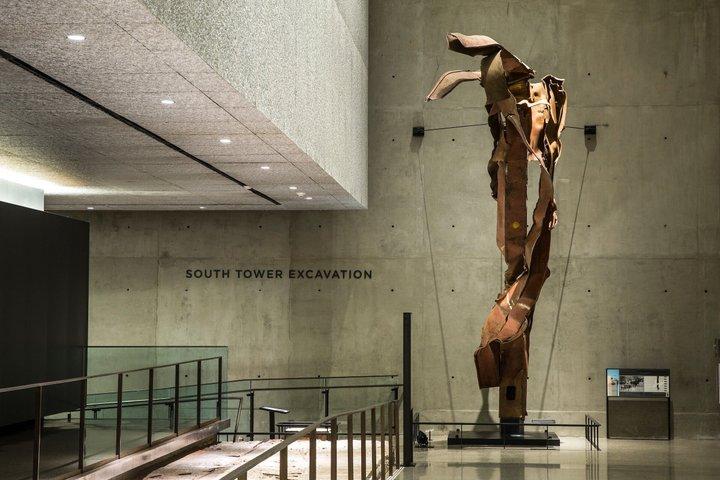 NYC 9/11博物館とワンワールドアクセス付き豪華バスツアー