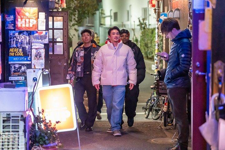 英語ガイド付き東京完全カスタムプライベートナイトツアー