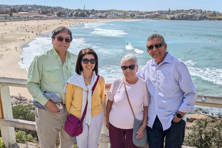 4Hr Sydney Tour including a Rocks Walking Tour & Bondi
