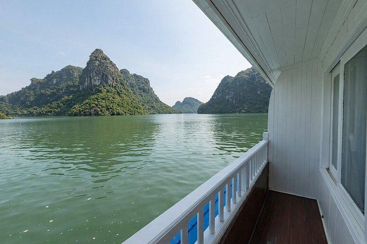 ハロン湾からプライベートクルーズ-ランハ湾-白頭龍湾