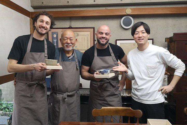 Traditionel Kintsugi Workshop med en Master Craftsman