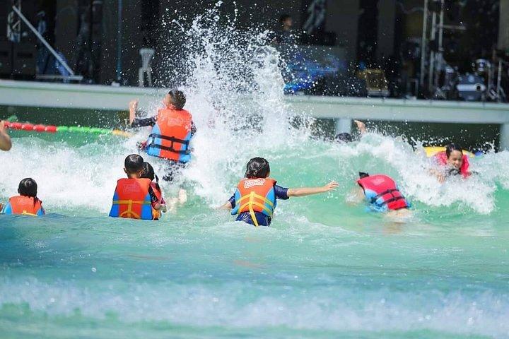 チェンマイ、サンカンペーン地下鉄トレックウォーターパークチケット