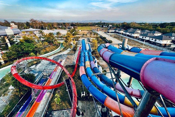 チェンマイ、サンカンペーン地下鉄トレックウォーターパークチケット