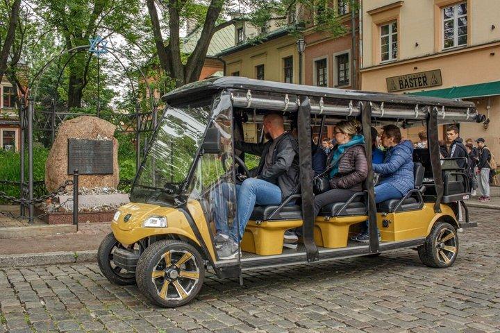 Tour en grupo por el barrio judío en carrito de golf con visita al Museo de Schindler en Cracovia