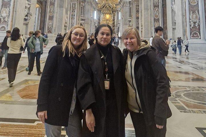 vatican :Papal Audience Guided tour & St. Peter’s