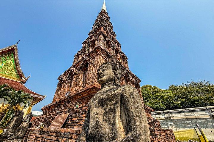 ハリプンチャイの古代都市トップ観光スポットと4ミニフードツアー