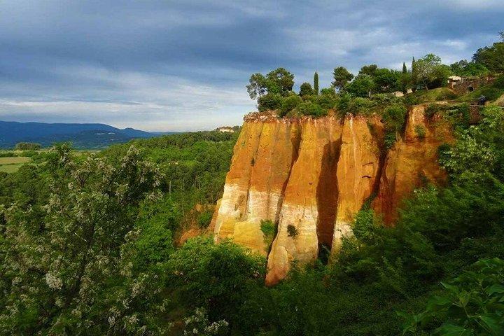 Gordes Roussillon and Fontaine de Vaucluse day trip