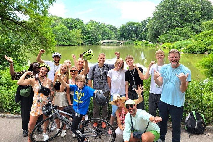 オランダ語セントラルパークバイクツアーのプライベートハイライト