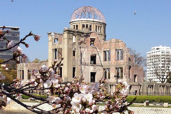 Hiroshima Walking Tour: Explore Top Sights & Hidden Gems