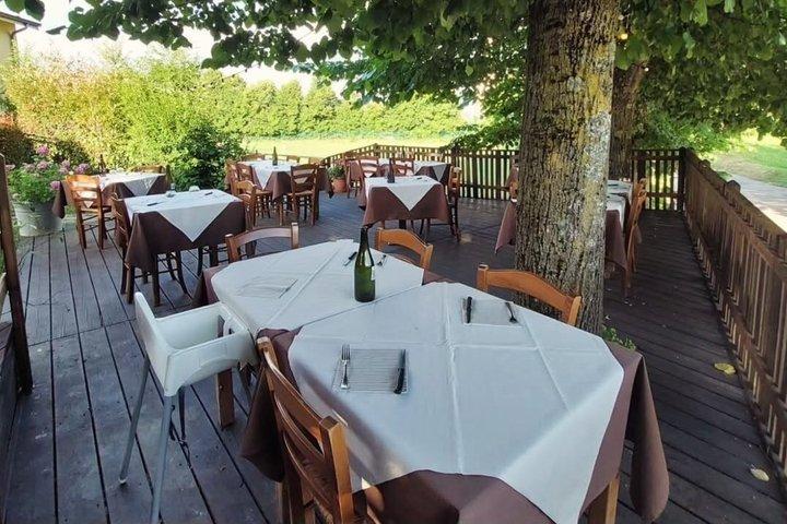 E-Bike Food Tour Parmigiano Reggiano e Preparazione della Pizza