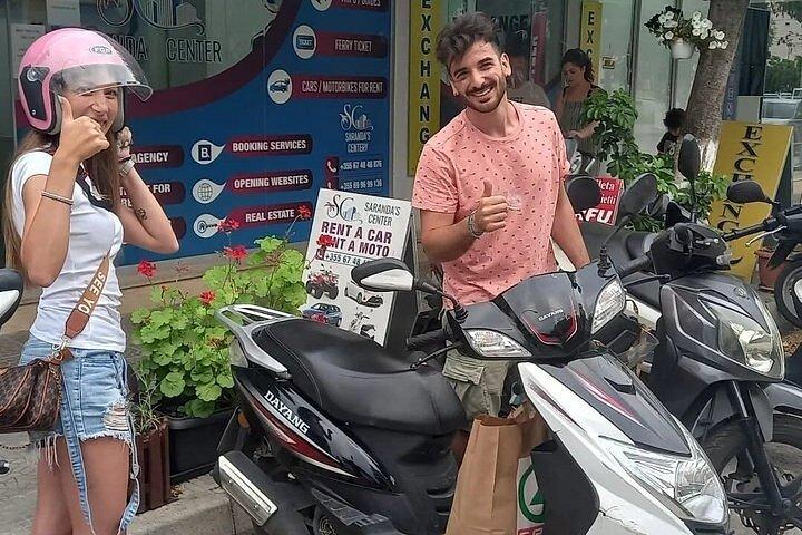 サランドからアルバニアリビエラを自転車で