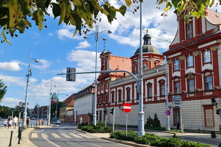 Tour di Breslavia, guida autorizzata + auto elettrica, 2 ore, gr. 13-15 persone