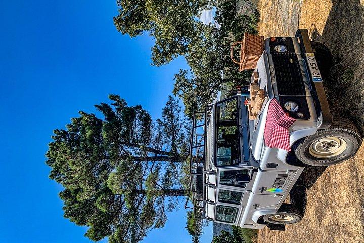 Private 6-hour Jeep Tour Serra da Estrela