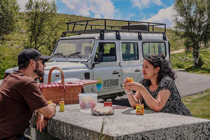 Private 6-hour Jeep Tour Serra da Estrela
