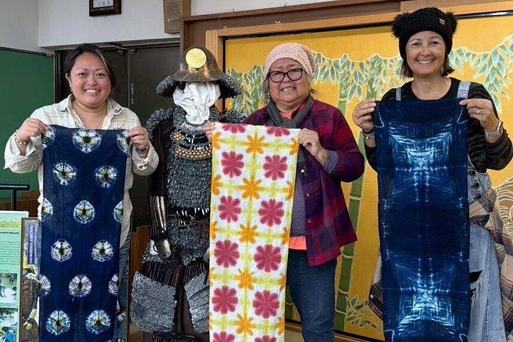名古屋の絞り染めアクティビティと伝統的な街歩きツアー