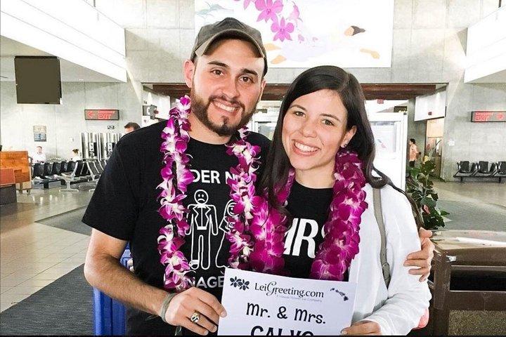 Honeymoon Airport Lei Greeting on Kona Hawai'i