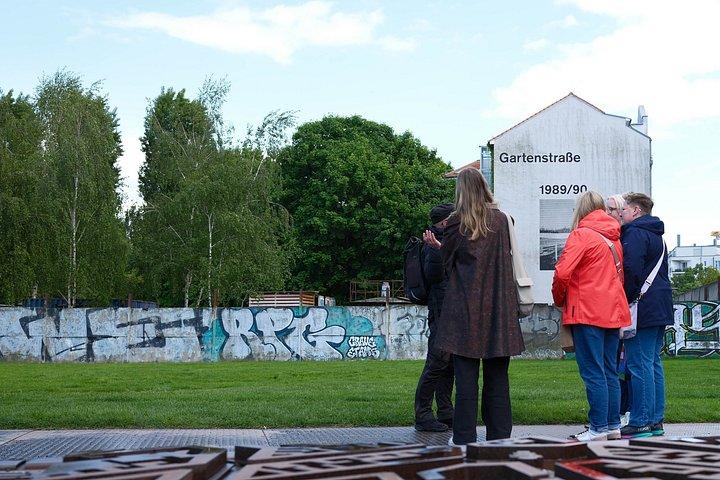 Berlin Wall Escape and Freedom Tour with an Insider