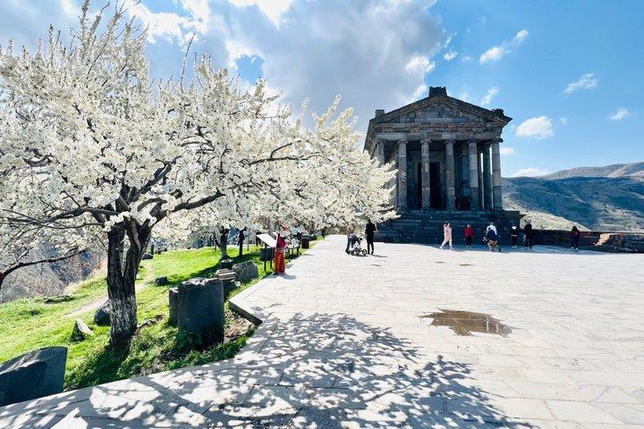 Khor Virap, Garni, Geghard,Azat Reservoir Highlights : Tour privato