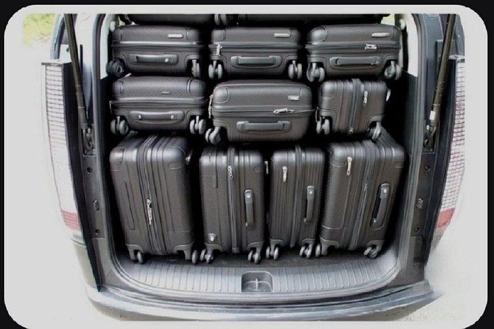 プライベートバン送迎 - パリ CDG 空港からディズニーランドまで