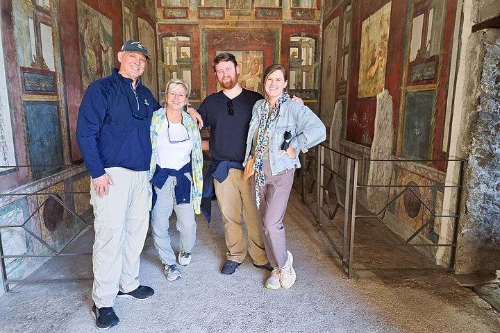 ローマから高速鉄道で訪れるポンペイとヘルクラネウム