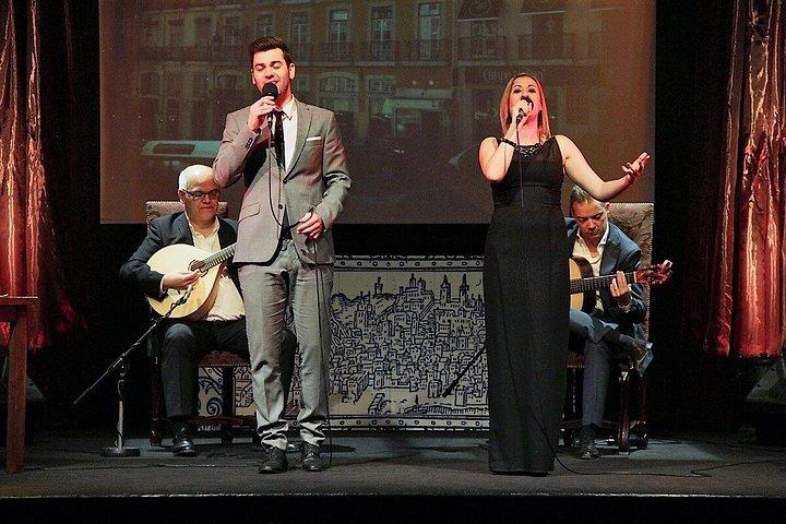 Lissabon traditionell Fado natt + e-bok