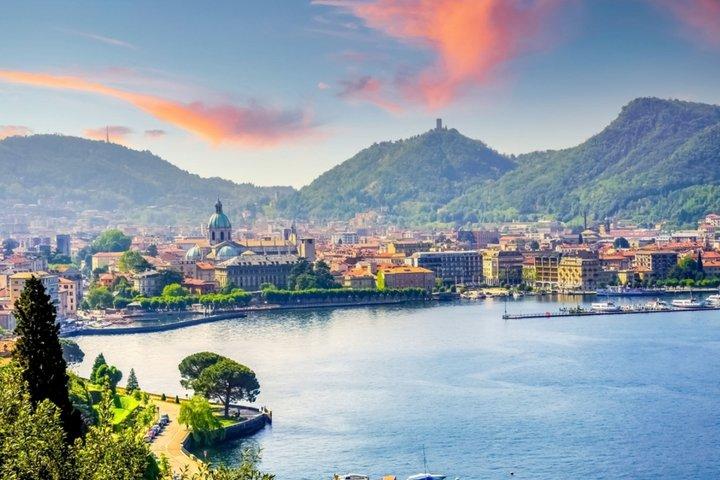 Small-Group Lake Como Highlights with Scenic Cruise from Milan