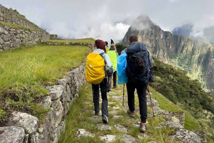 2 dagars Heliga Dalen och Machu Picchu Tour med Vattenfall