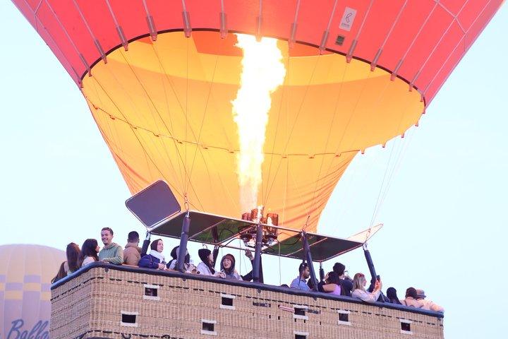Delt Luxor dagstur med solopgang varmluftballon fra Hurghada