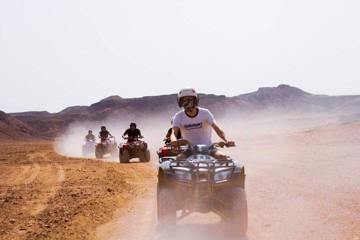 Hurghada ATV Quad Bike Desert Safari Caminhada de Camelo e Transferência