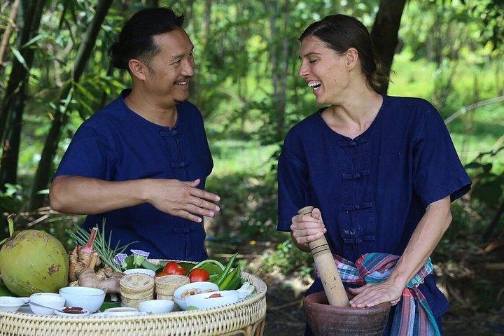 Chiang Mai gård till bord Norra Thailändska matlagningskurs