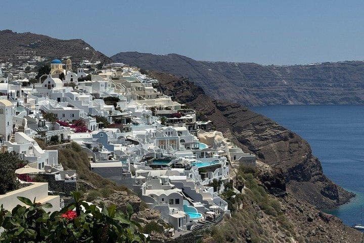 サントリーニ島への専用送迎（現地ドライバー付き）