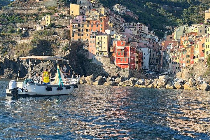 Cinque Terre Shared Tour with Swim Stops