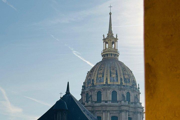 レ・アンヴァリッドのパリ・ナポレオン墓地と陸軍博物館