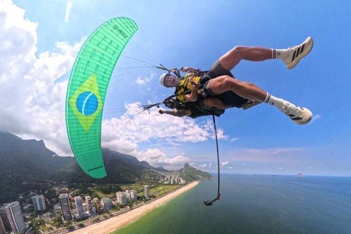 Tandem paragliding-flyvning i Rio de Janeiro med video.
