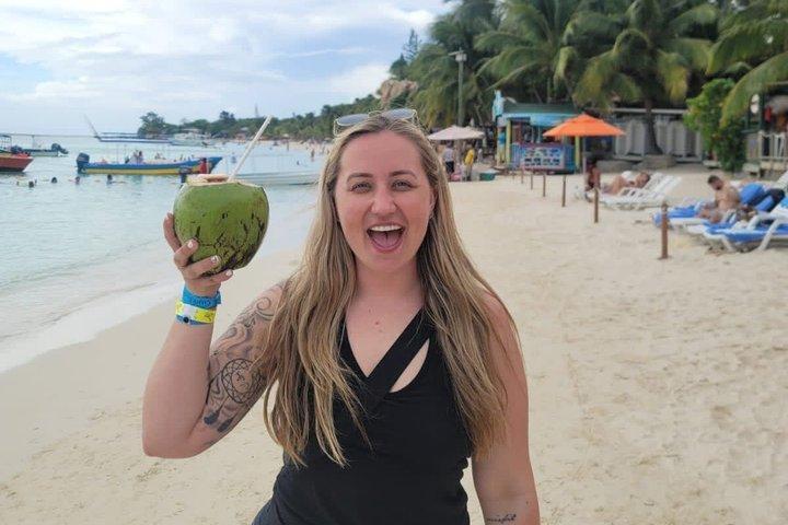 Horseback riding Lunch & Beach Day pass