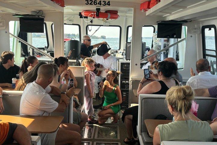 Croisière au port solaire avec musique live ! (Facultatif déjeuner/dîner)