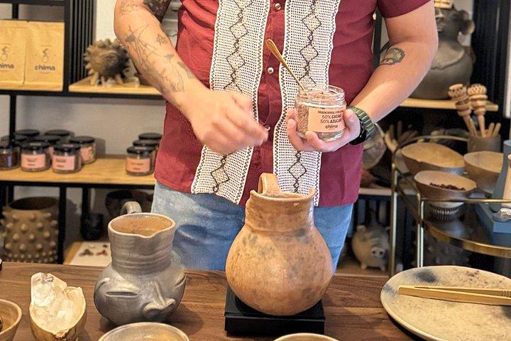 Small cocoa and chocolate tasting on CDMX with local talk